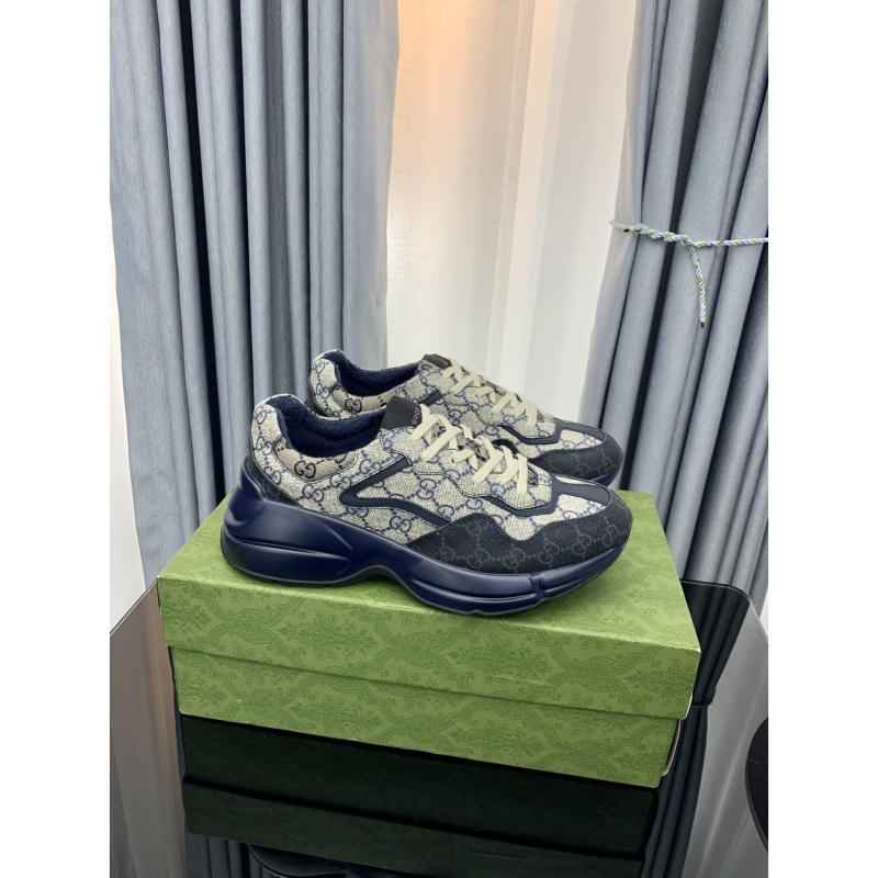 G*u*i casual shoes